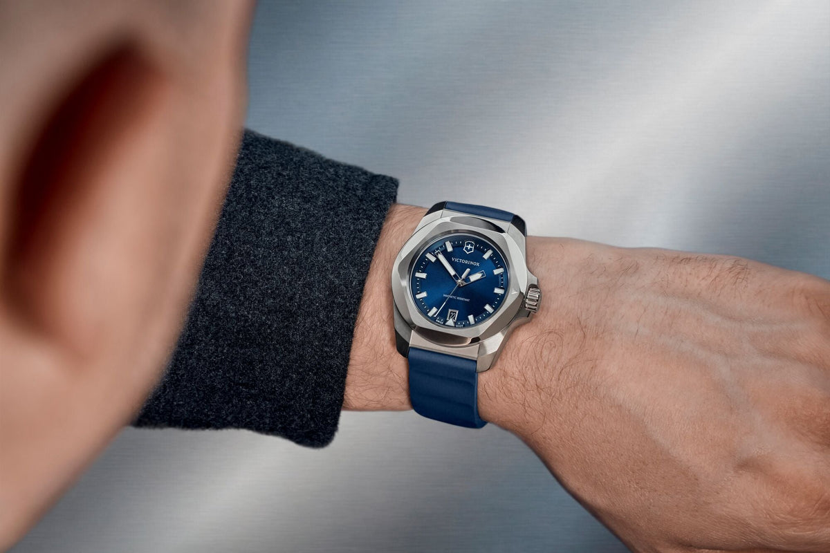 Victorinox INOX Quartz